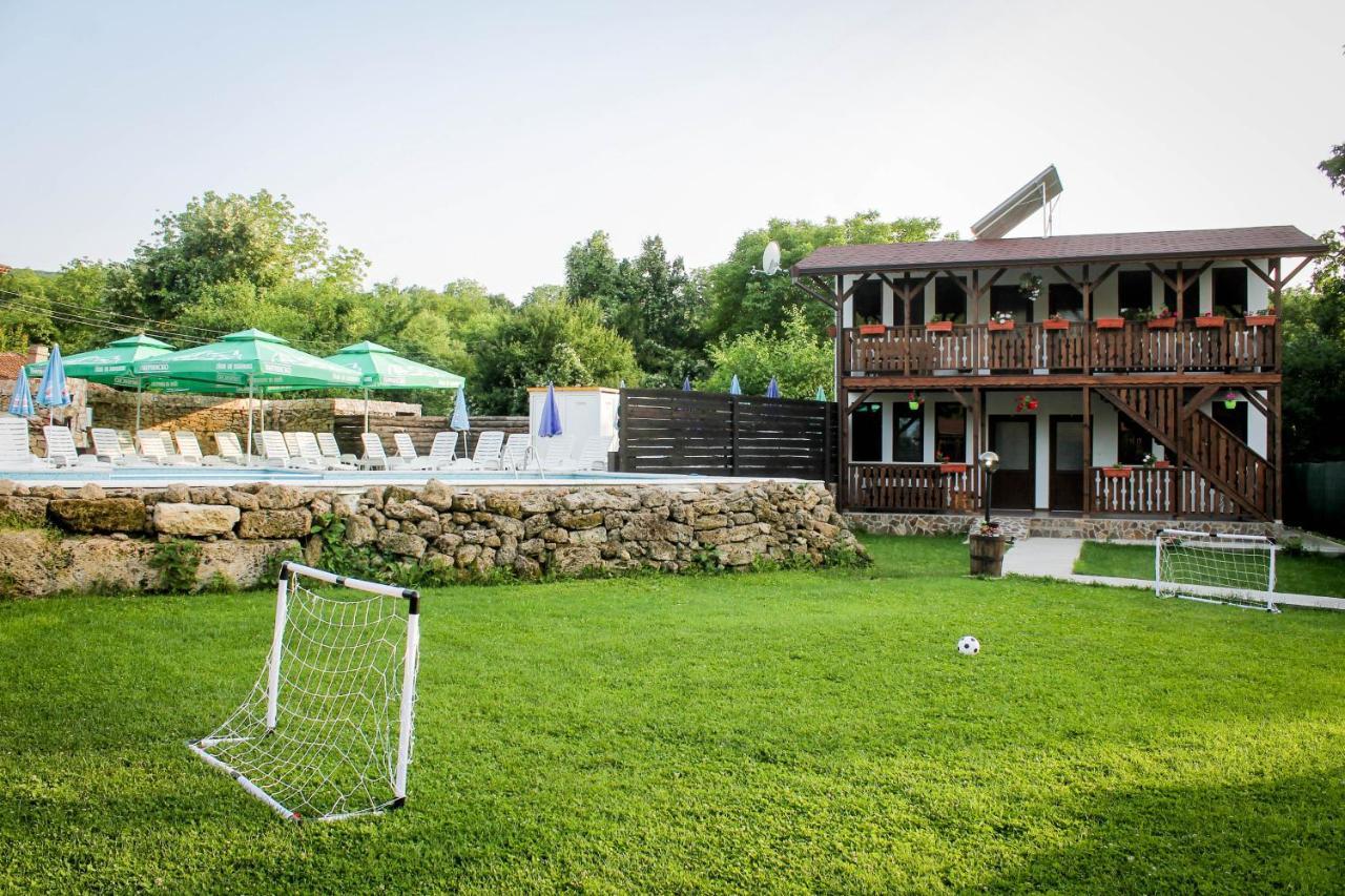 Къща За Гости "Крушунско Ханче" Krushuna Exterior photo