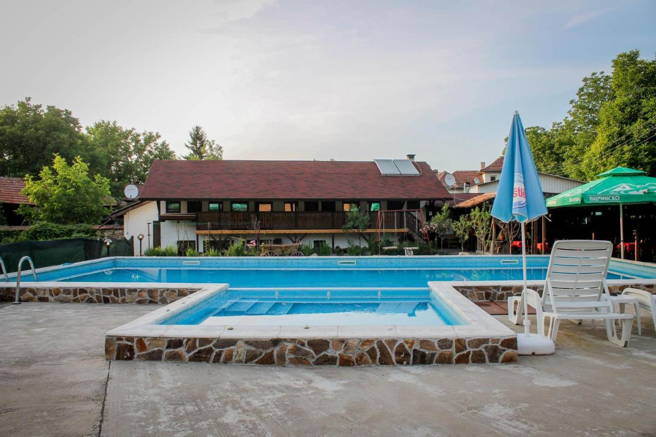 Къща За Гости "Крушунско Ханче" Krushuna Exterior photo