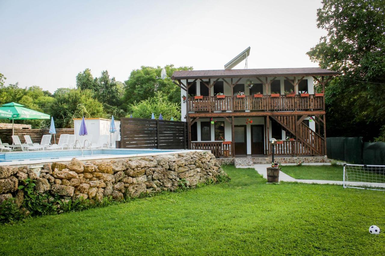 Къща За Гости "Крушунско Ханче" Krushuna Exterior photo